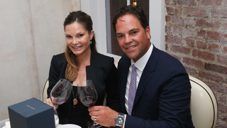 The Real Star Of Mike Piazza's Doomed Foray Into Italian Soccer Is His Wife